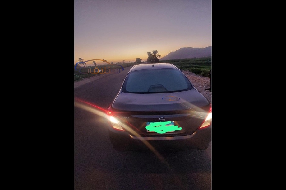 Sunny Nissan برونزي