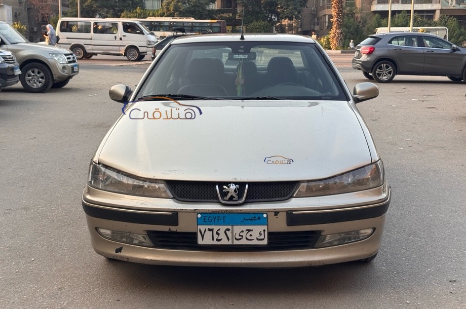 406 Peugeot ذهبي