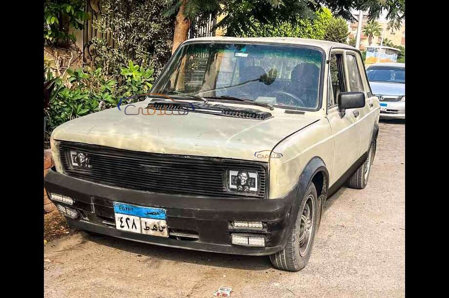 128 Fiat ذهبي