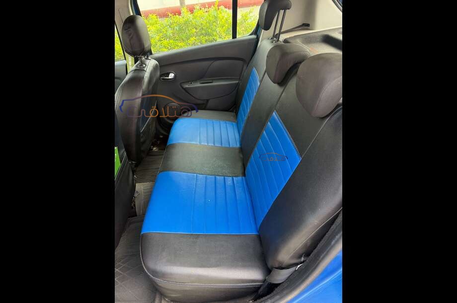 Sandero Step Way Renault أزرق