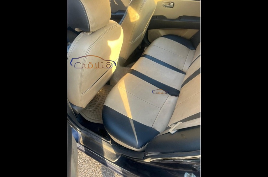 Elantra Hyundai Dark blue