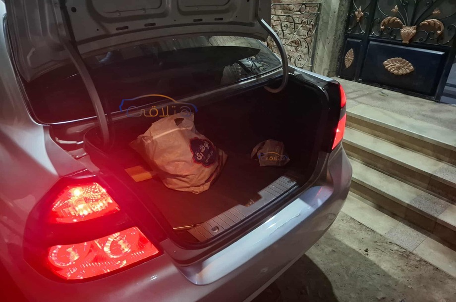 Aveo Chevrolet Silver