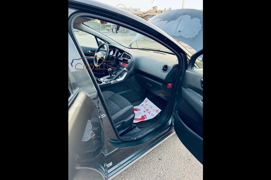 3008 Peugeot Dark grey