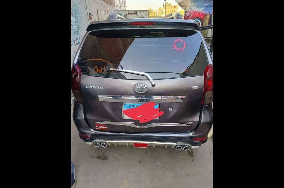 Avanza Toyota Dark grey