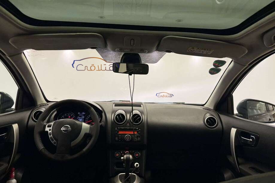 Qashqai Nissan Black