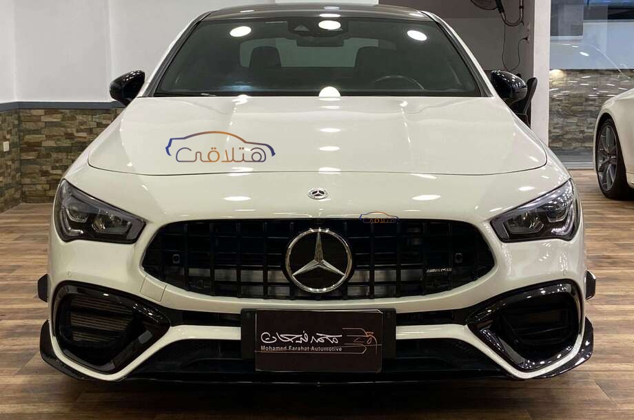 CLA 200 Mercedes أبيض