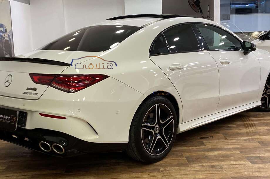 CLA 200 Mercedes أبيض
