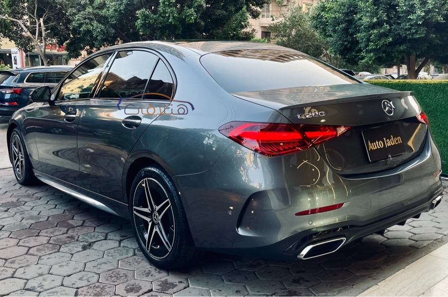 C 200 AMG Mercedes رمادي