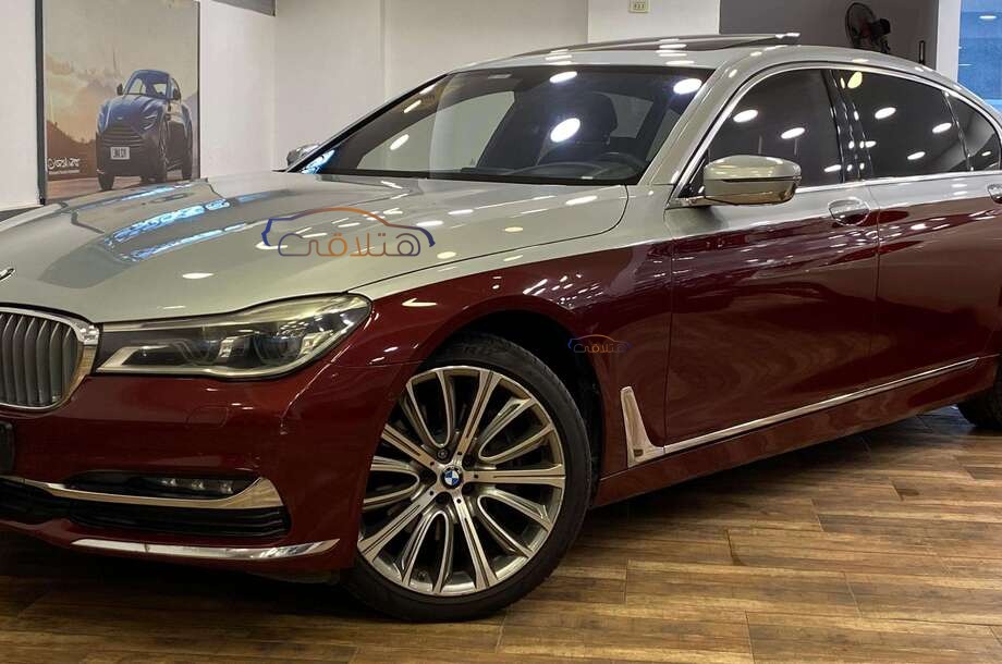 740 BMW احمر غامق