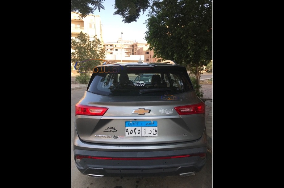 Captiva Chevrolet Dark grey