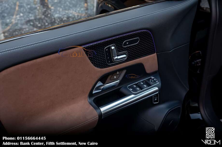 GLA Mercedes أسود