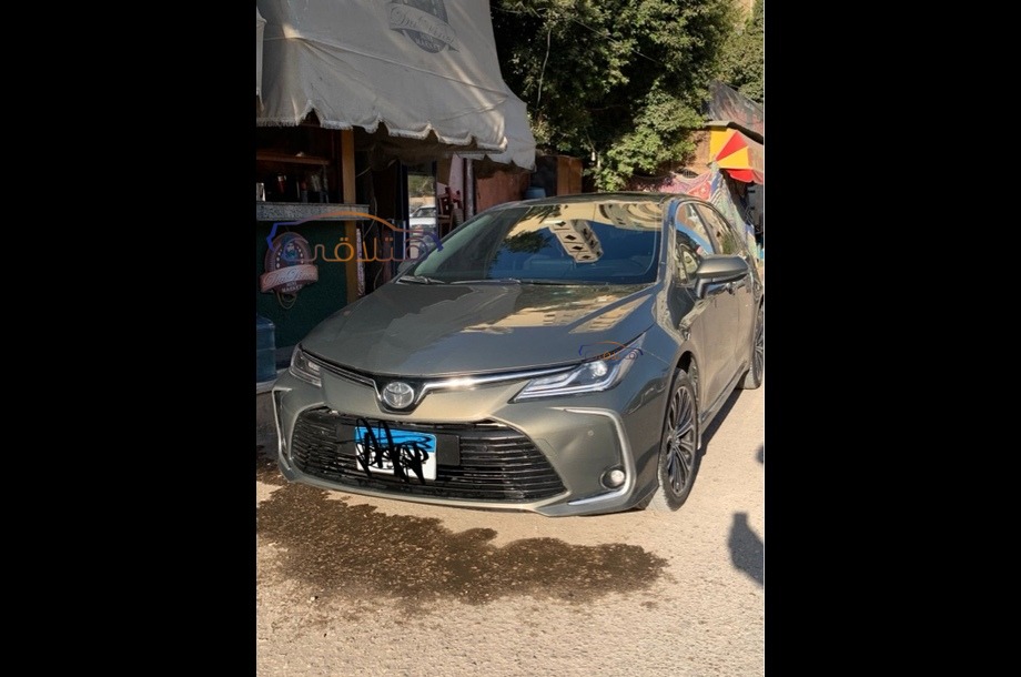 Corolla Toyota أخضر