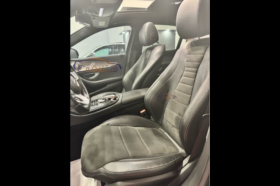 E 180 Mercedes أسود