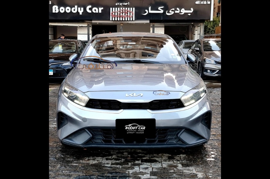 Grand Cerato Kia فضي