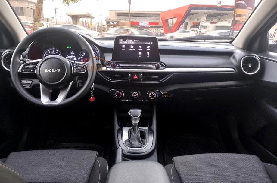 Grand Cerato Kia فضي