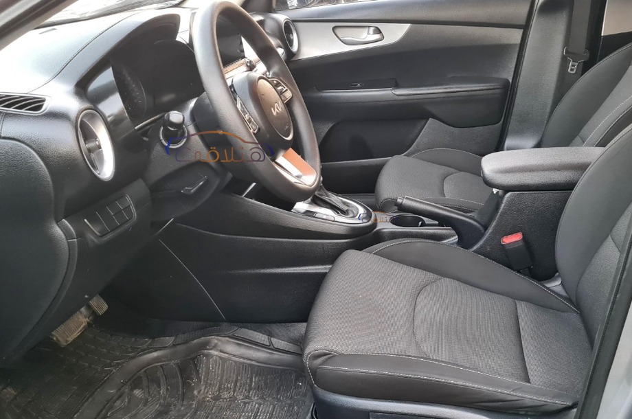 Grand Cerato Kia فضي