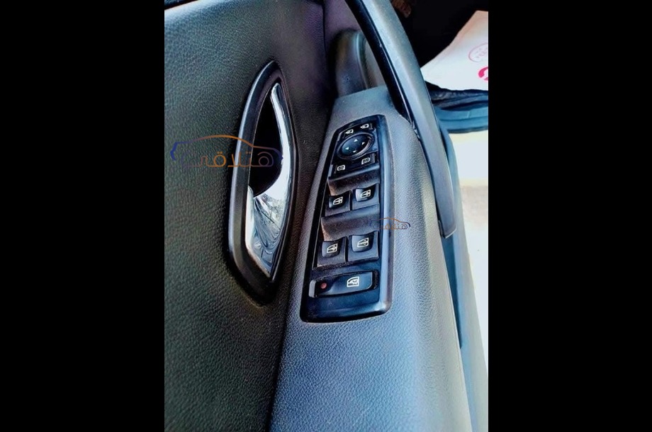 Fluence Renault بيج