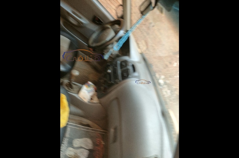 Verna Hyundai أسود