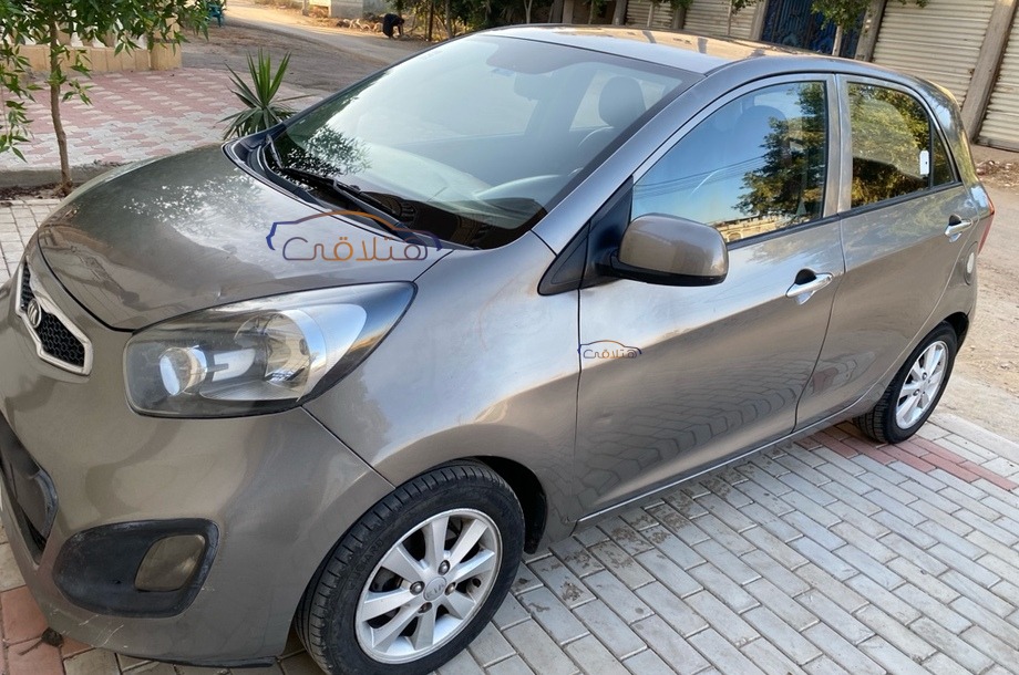 Picanto Kia رمادي