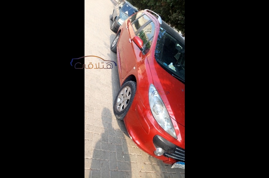 307 SW Peugeot Red