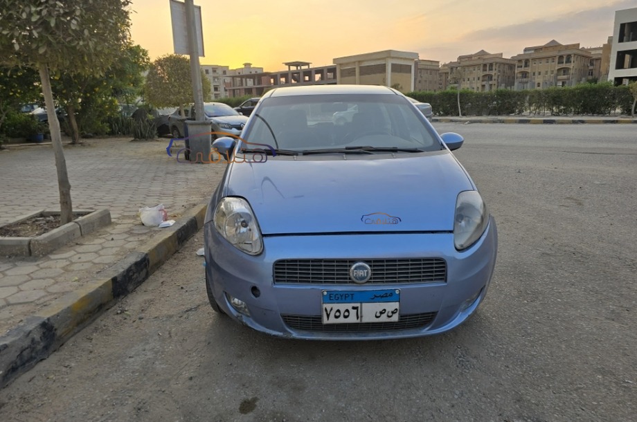 Grand Punto Fiat Cyan