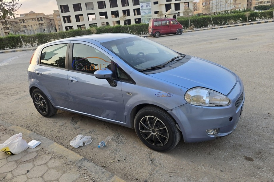 Grand Punto Fiat Cyan