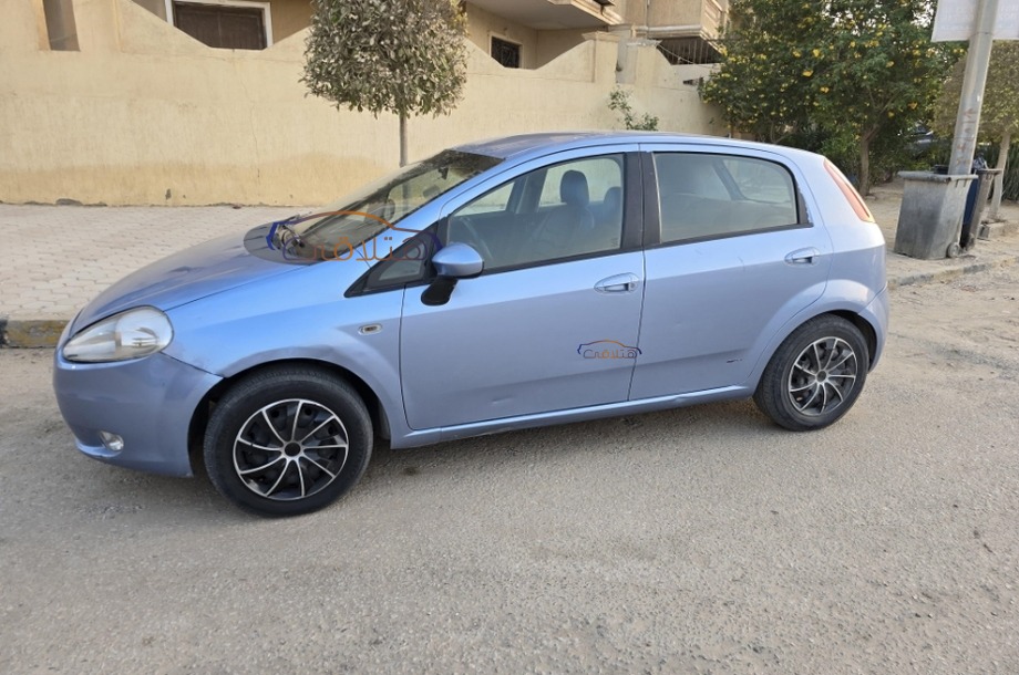 Grand Punto Fiat Cyan