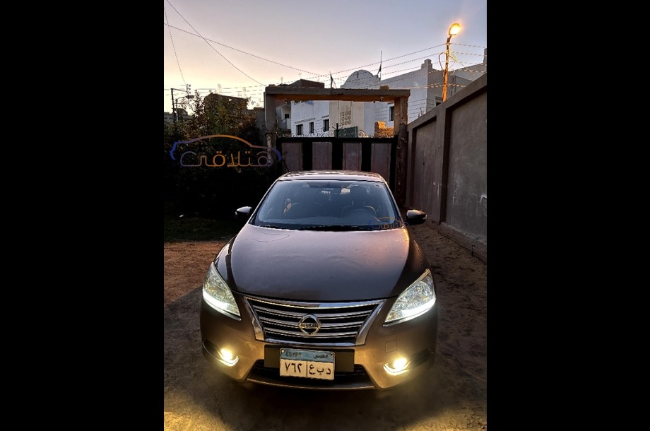 Sentra Nissan برونزي