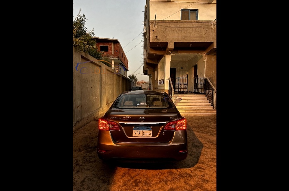 Sentra Nissan برونزي