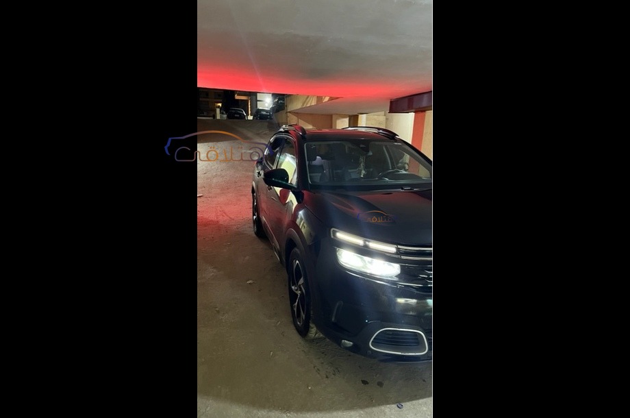 C5 Aircross Citroën أسود
