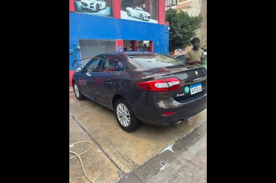 Fluence Renault باذنجاني