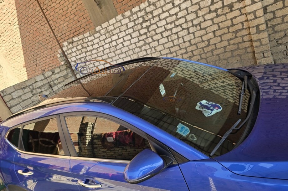 Tucson Hyundai أزرق