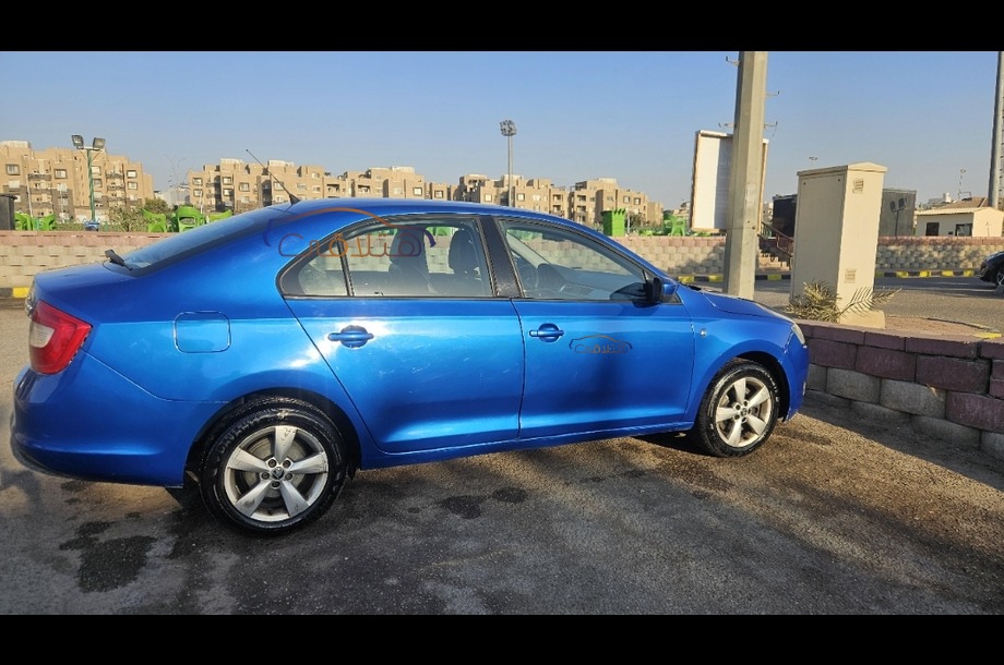 Rapid Skoda أزرق