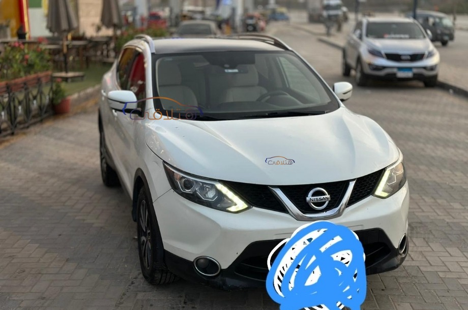 Qashqai Nissan أبيض