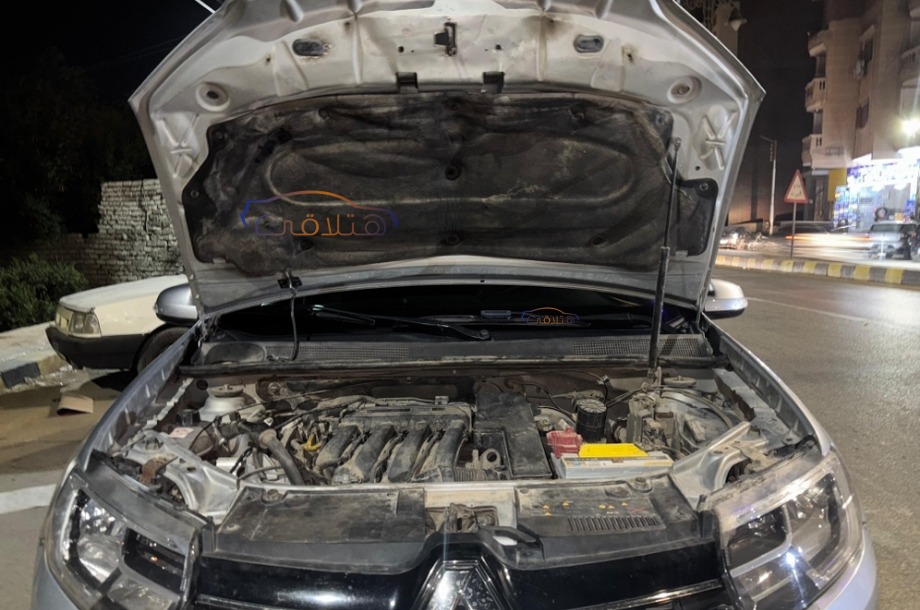 Logan Renault Silver