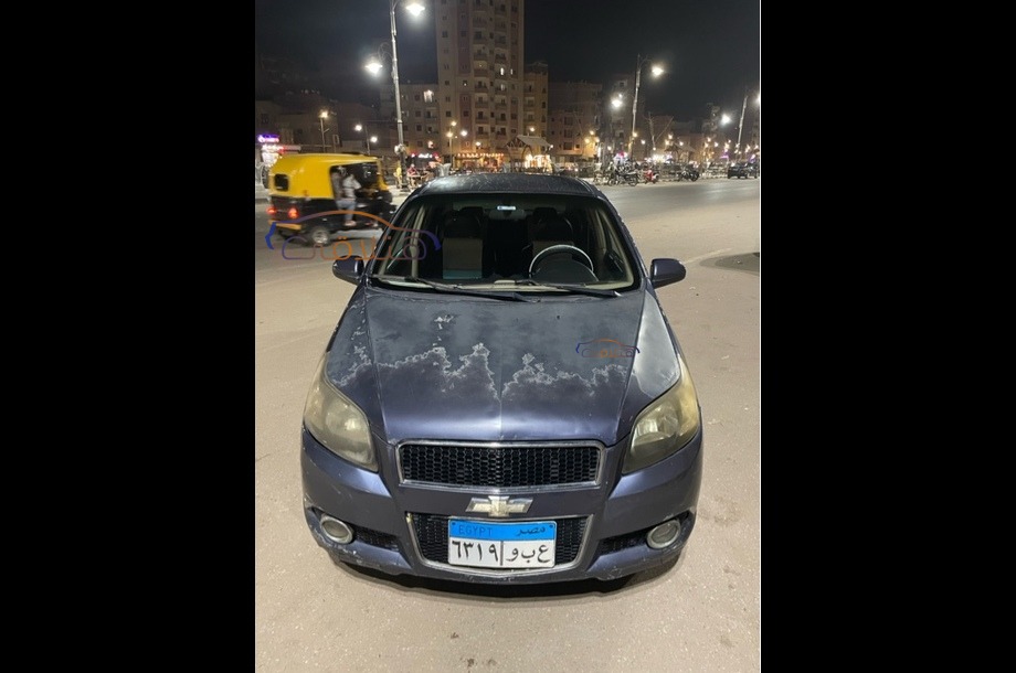 Aveo Chevrolet الأزرق الداكن