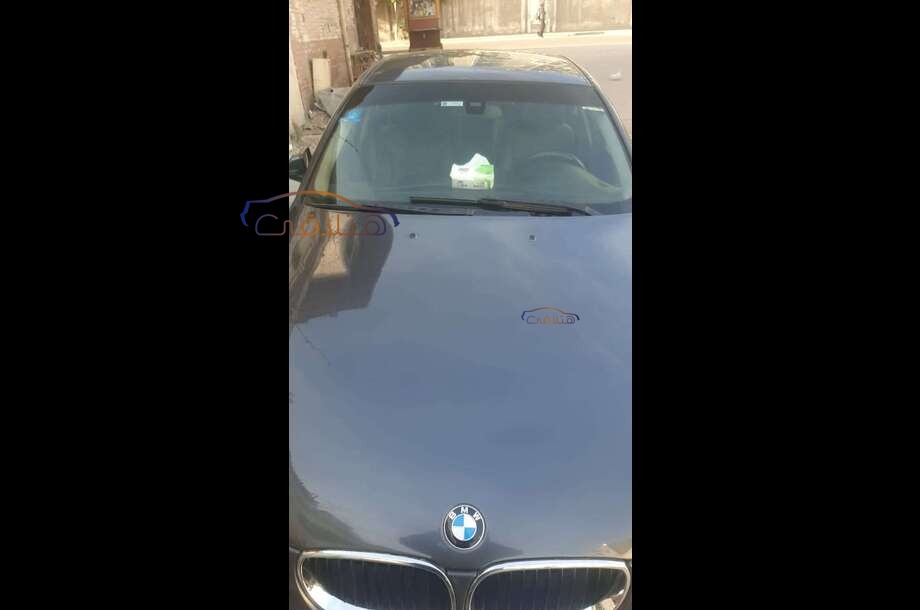 523 BMW أسود