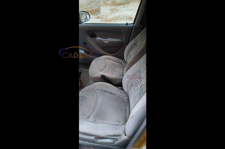 Matiz Daewoo ذهبي