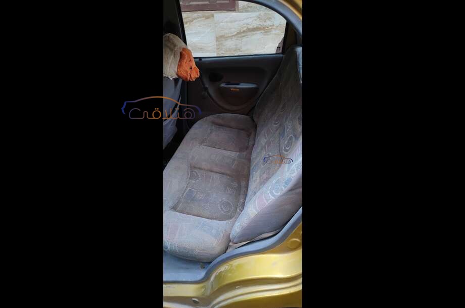 Matiz Daewoo ذهبي