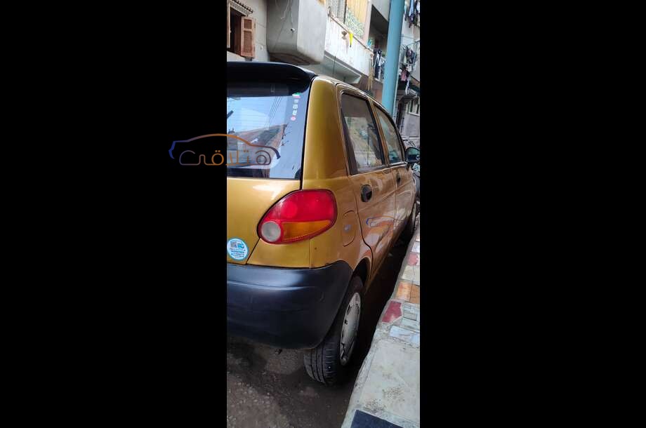 Matiz Daewoo ذهبي