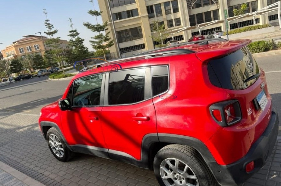 Renegade Jeep احمر