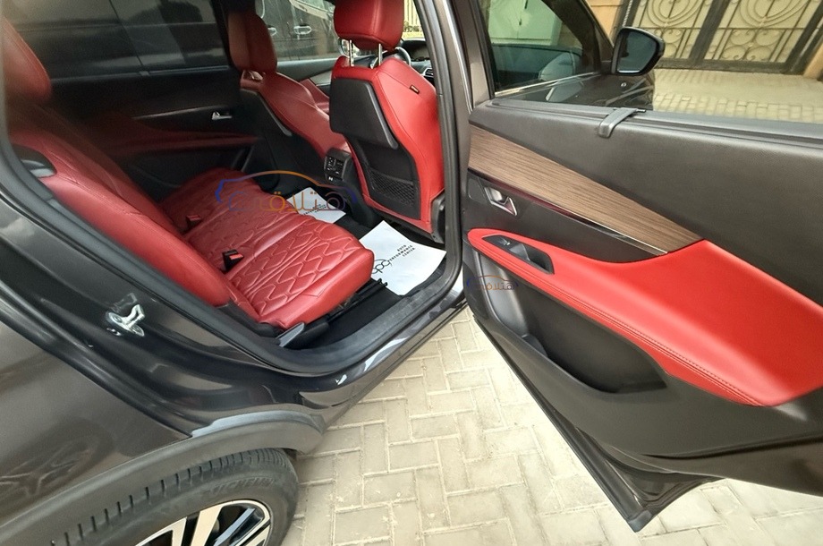 5008 Peugeot فيراني