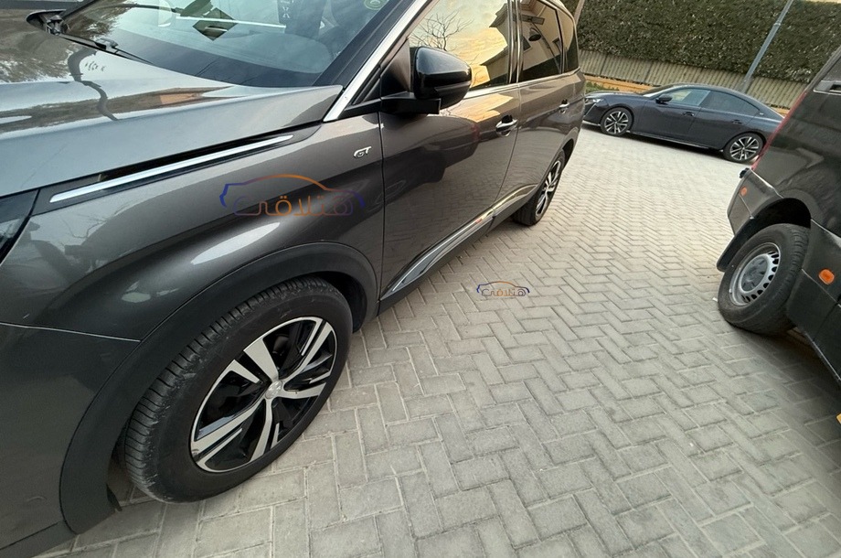 5008 Peugeot فيراني