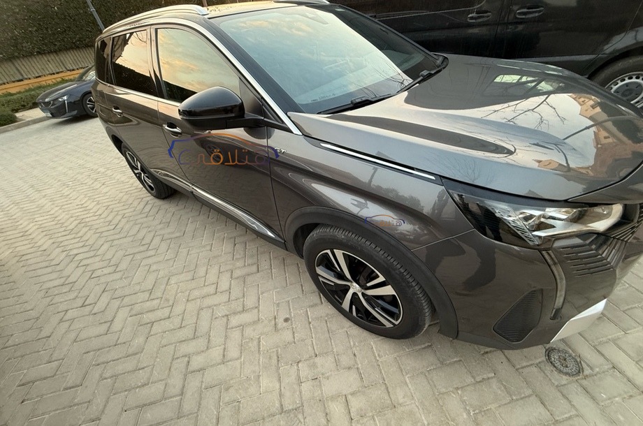 5008 Peugeot فيراني