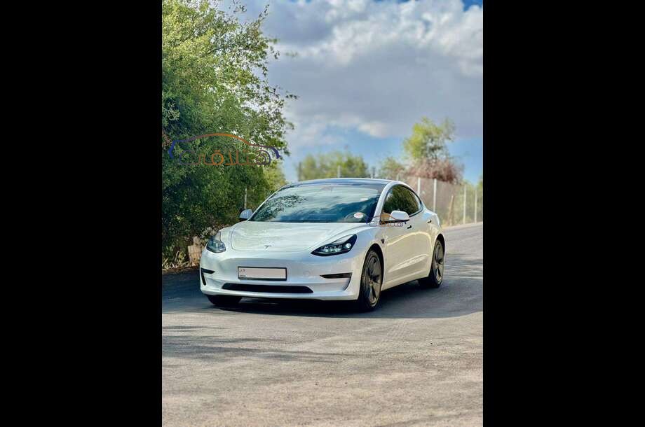 Model 3 Tesla أبيض