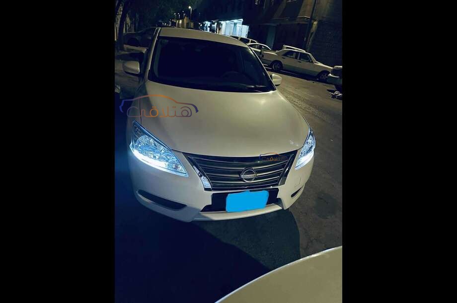 Sentra Nissan أبيض