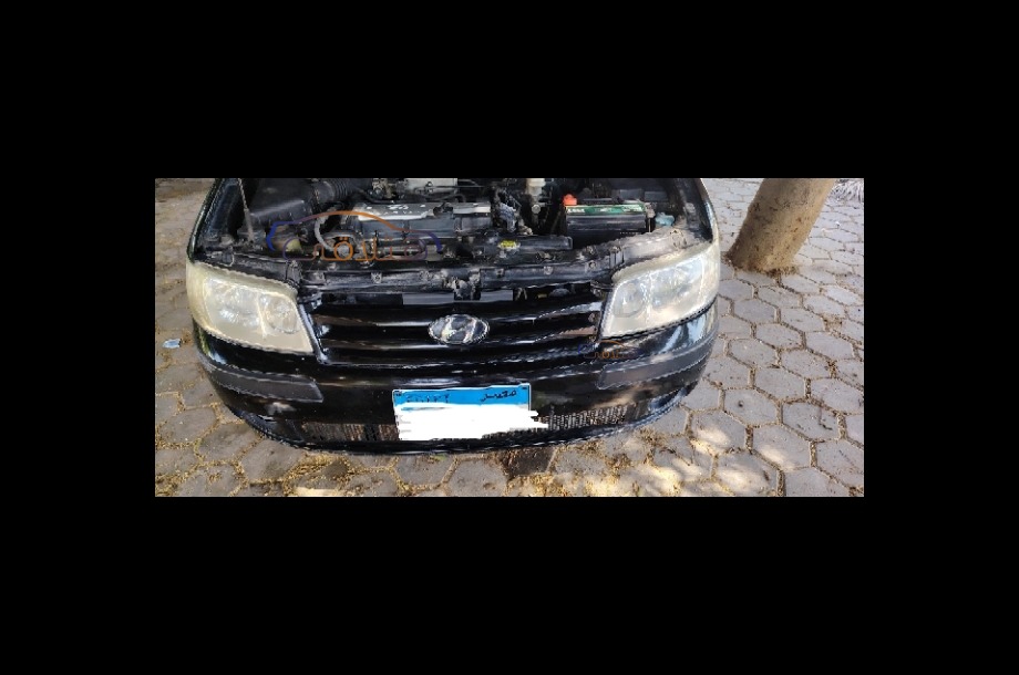 Matrix Hyundai أسود