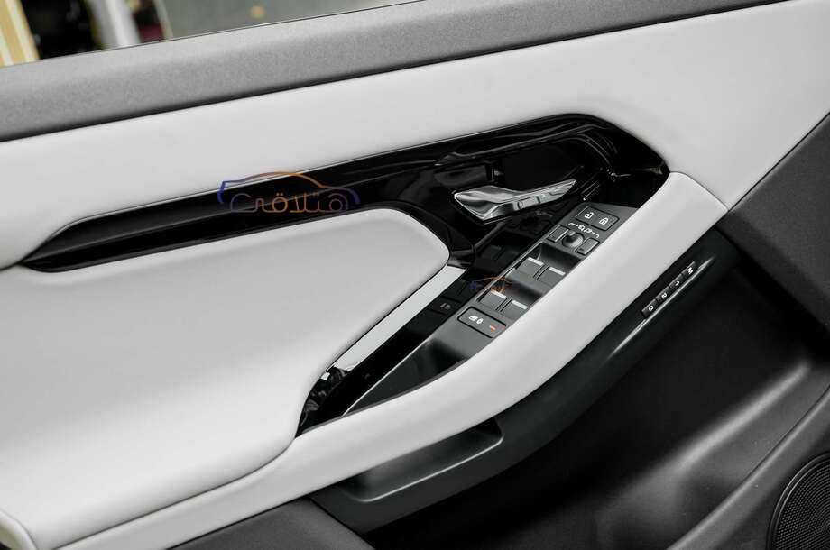 Evoque Land Rover Black