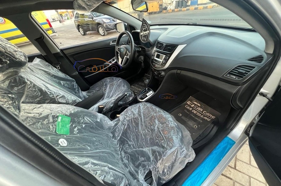 Accent RB Hyundai Silver