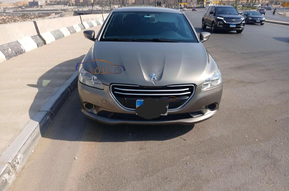 301 Peugeot برونزي